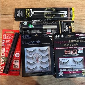 Eye lashes, mascara, tip pen